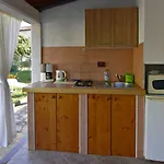 Cozy Flat With Garden Access In * أوماغ