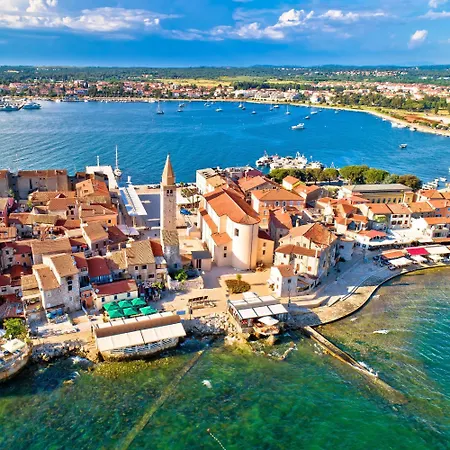 Cozy Flat With Garden Access In * Umag